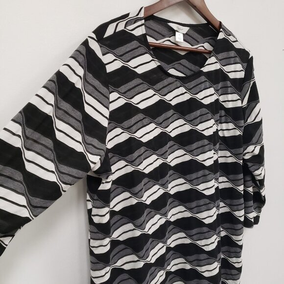 CJ Banks Womens Artsy Geometric Top 2X Black Office Mature Business Casual Work - Picture 2 of 10